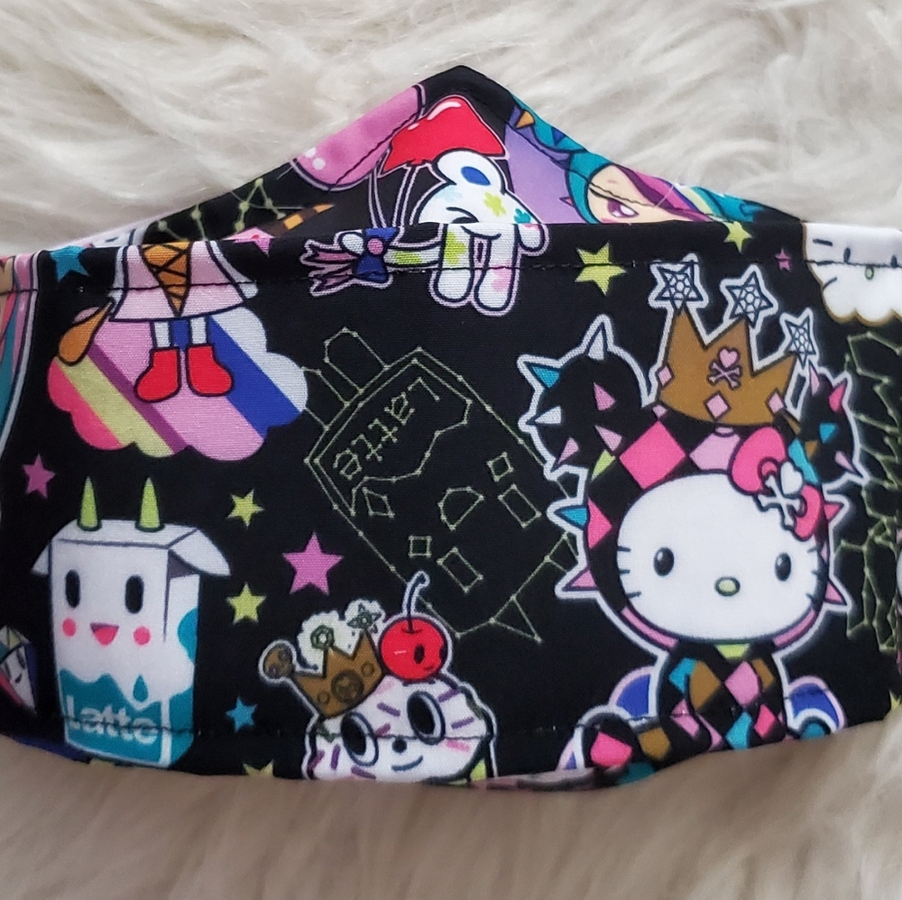 Tokidoki Hello kitty mask with filter pocket
